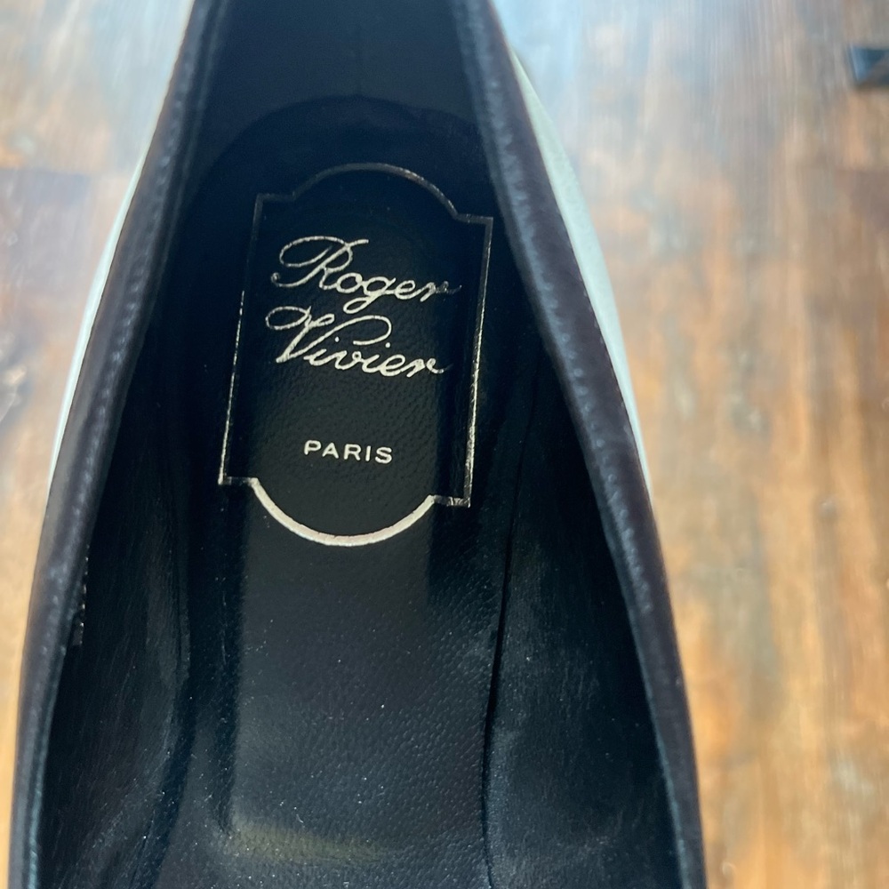 White Ballet Flat Roger Vivier - Picture 3 of 9